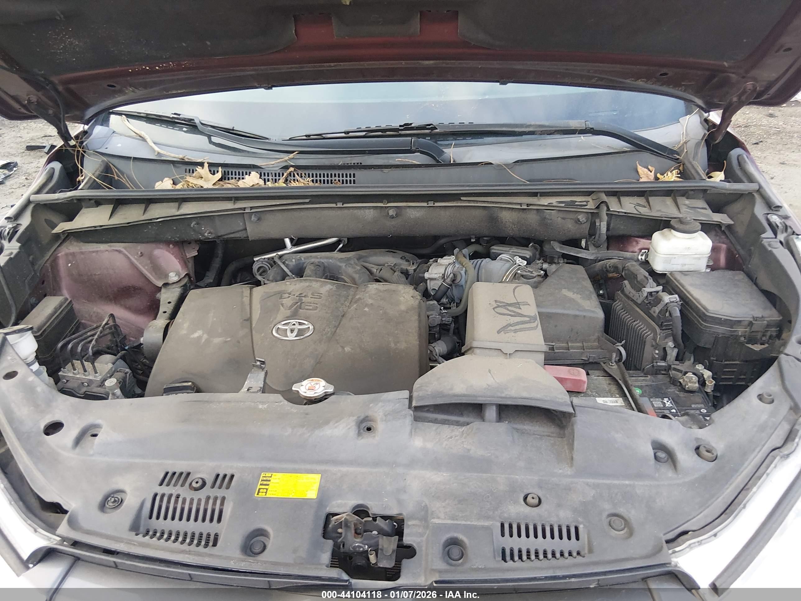 2019 Toyota Highlander Xle Темно-бордовый vin: 5TDJZRFH0KS965775