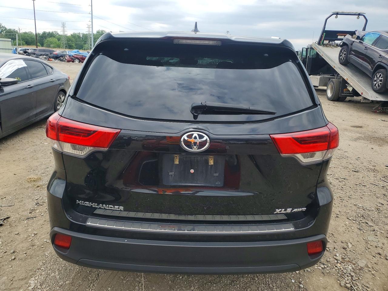 2017 Toyota Highlander Xle Black vin: 5TDJZRFH1HS460322