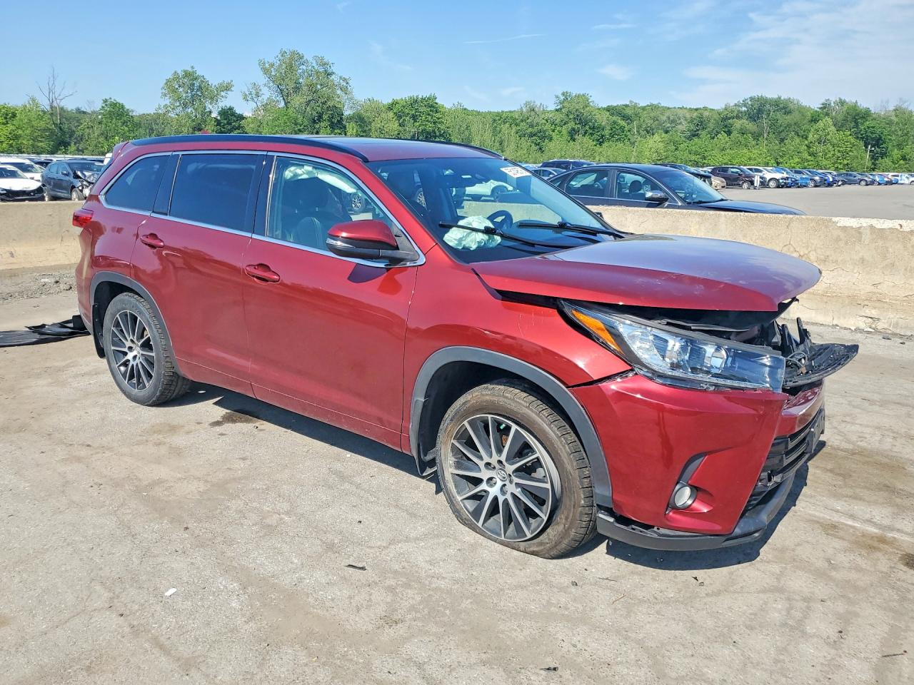 2018 Toyota Highlander Se Red vin: 5TDJZRFH3JS805162