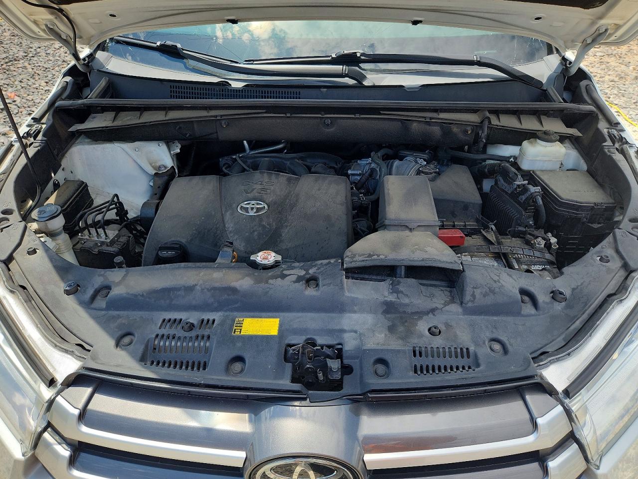 2019 Toyota Highlander Xle Белый vin: 5TDJZRFH3KS998009