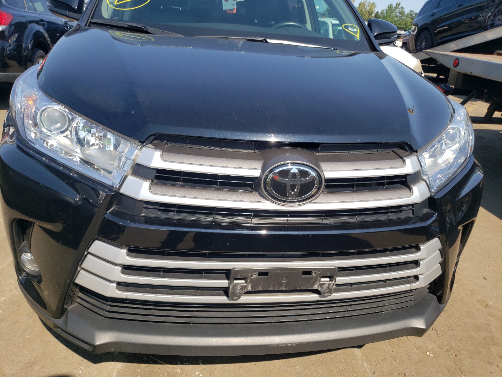 2018 Toyota Highlander Se Черный vin: 5TDJZRFH4JS553857