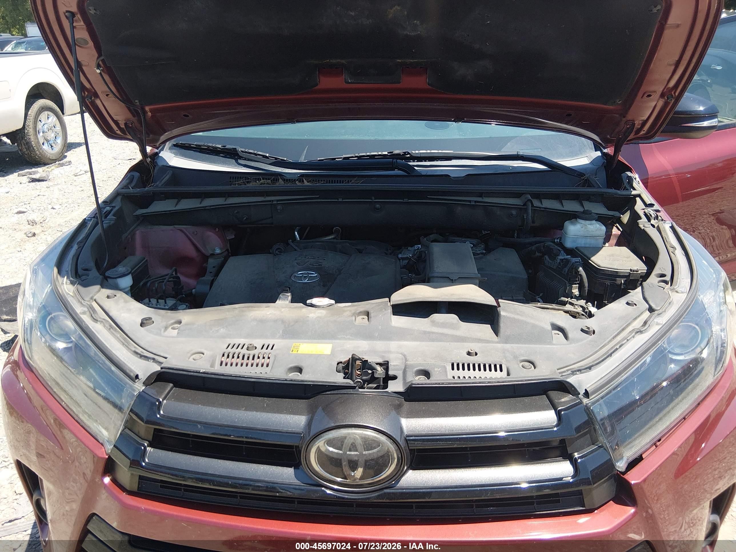 2019 Toyota Highlander Se Red vin: 5TDJZRFH4KS975791