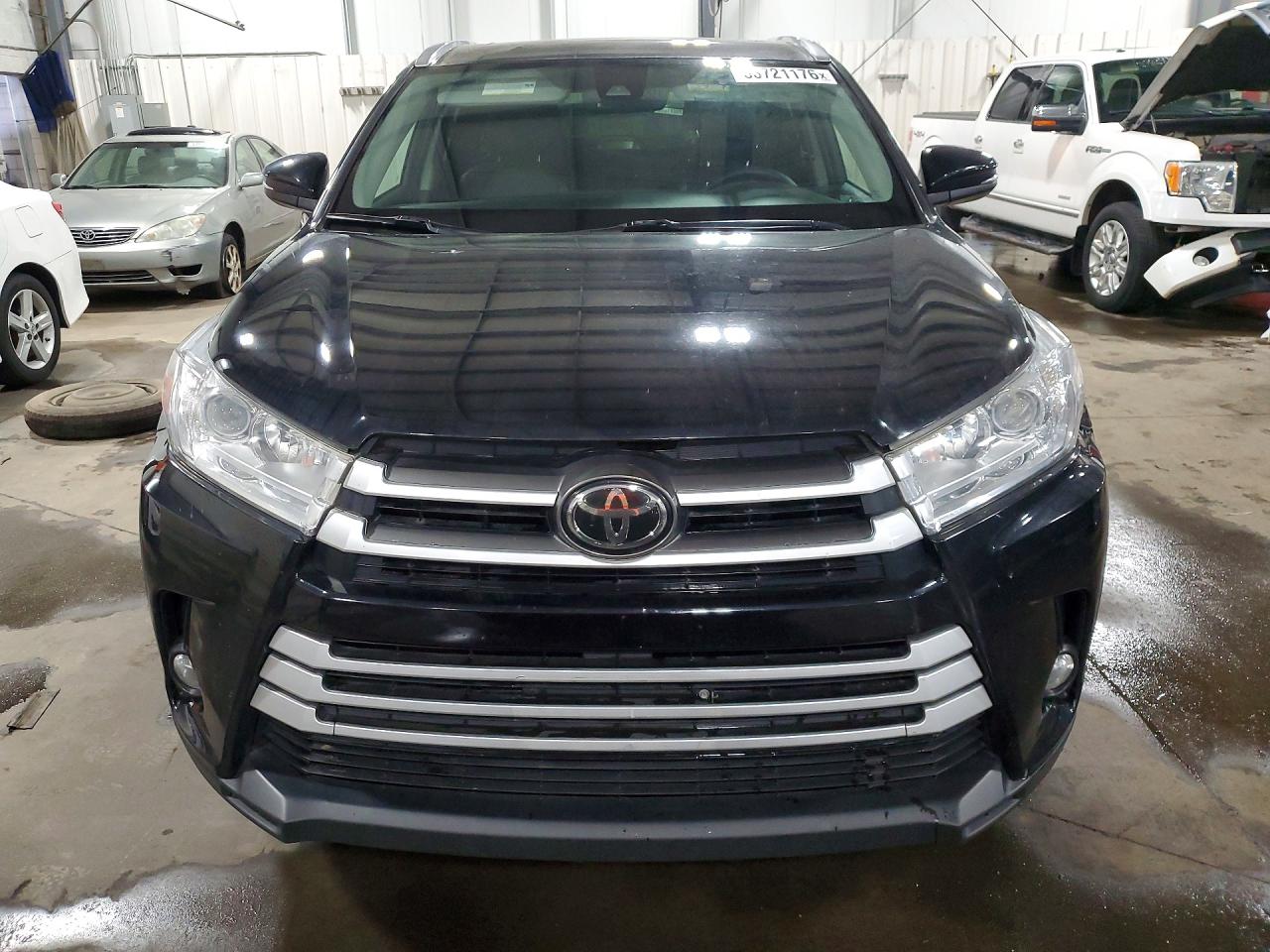 2017 Toyota Highlander Xle Black vin: 5TDJZRFH5HS379419