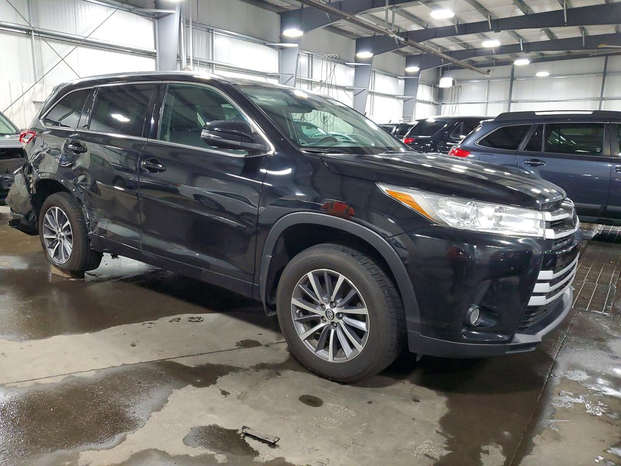 2017 Toyota Highlander Xle Black vin: 5TDJZRFH5HS379419