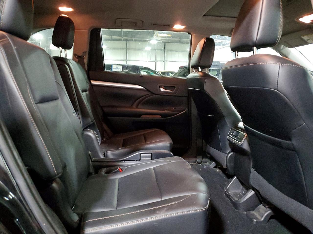 2017 Toyota Highlander Xle Black vin: 5TDJZRFH5HS379419