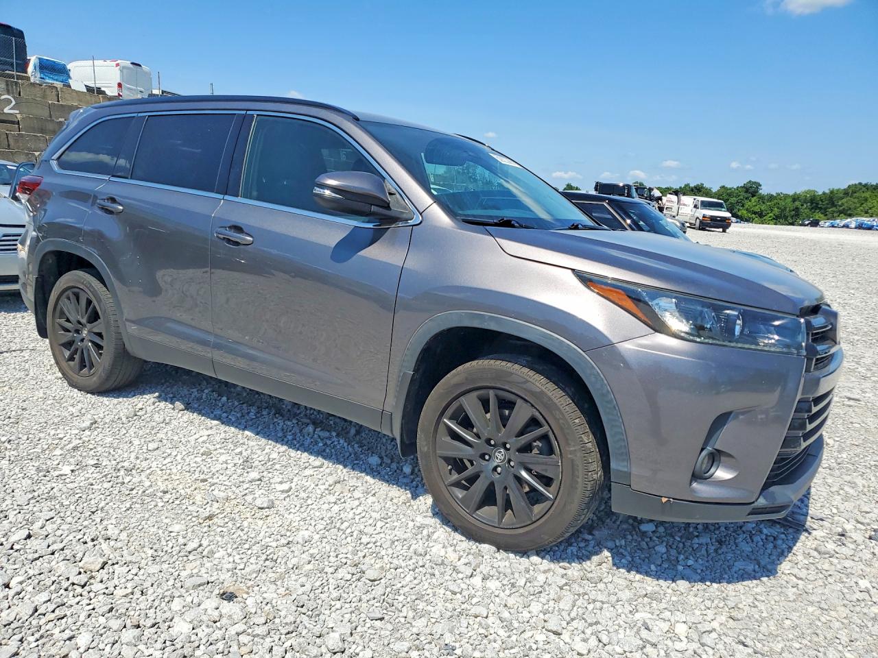 2019 Toyota Highlander Se Серый vin: 5TDJZRFH5KS604199