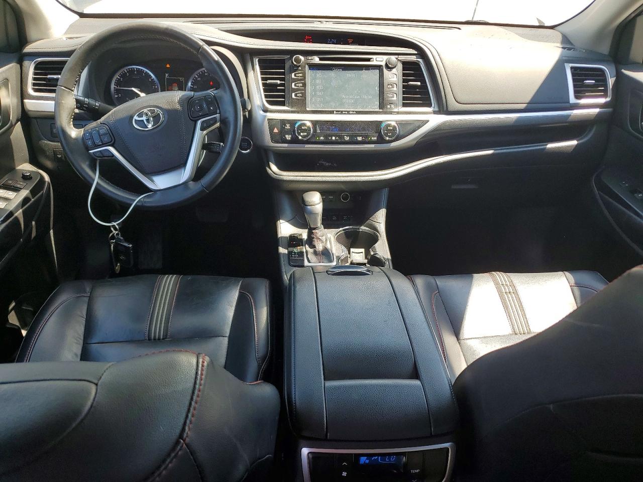 2019 Toyota Highlander Se Серый vin: 5TDJZRFH5KS604199
