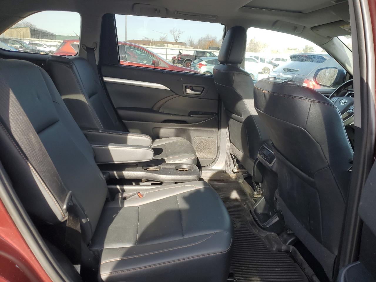 2019 Toyota Highlander Se Бордовый vin: 5TDJZRFH8KS929378
