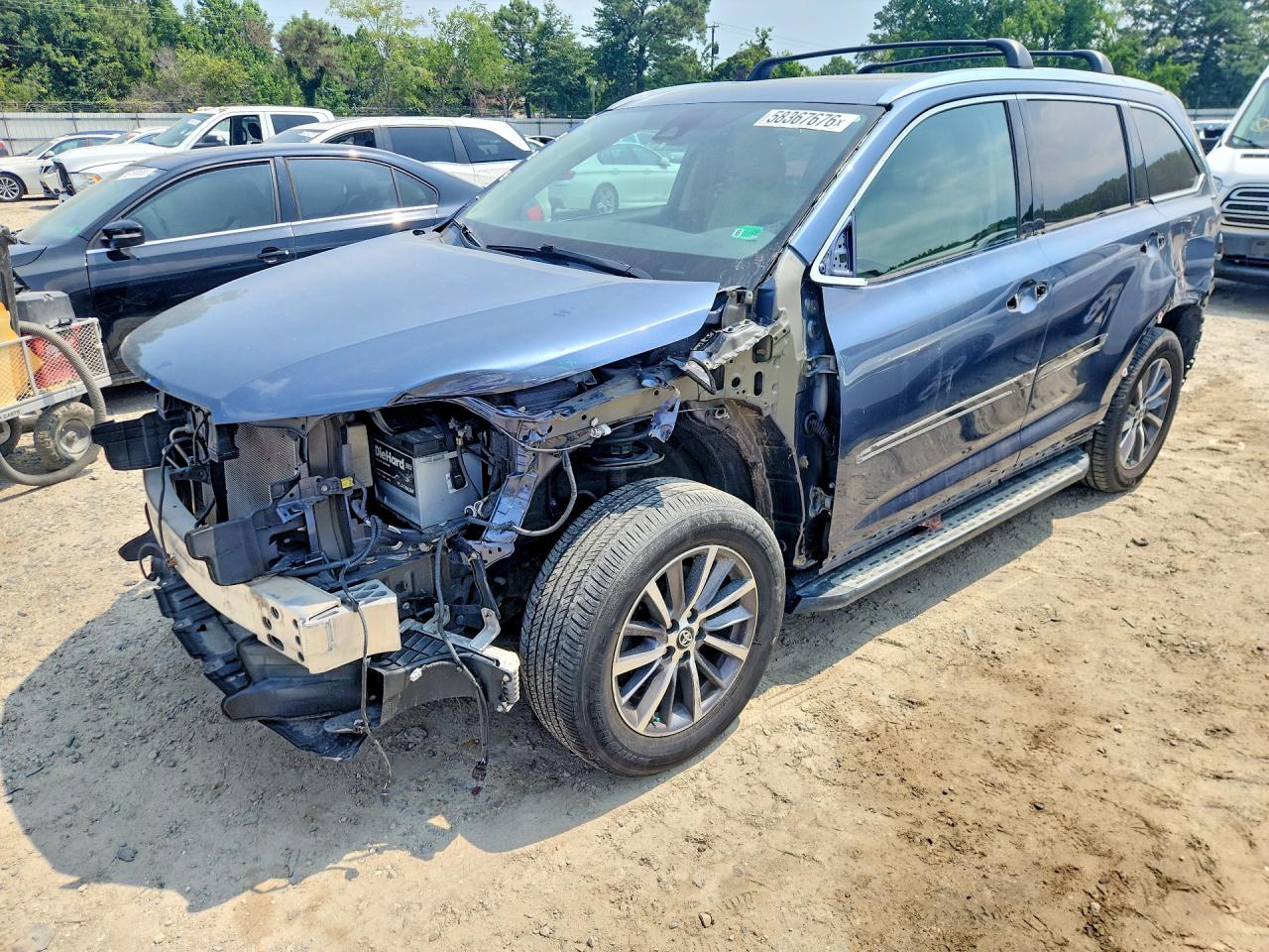 2019 Toyota Highlander Xle Blue vin: 5TDJZRFH8KS957343