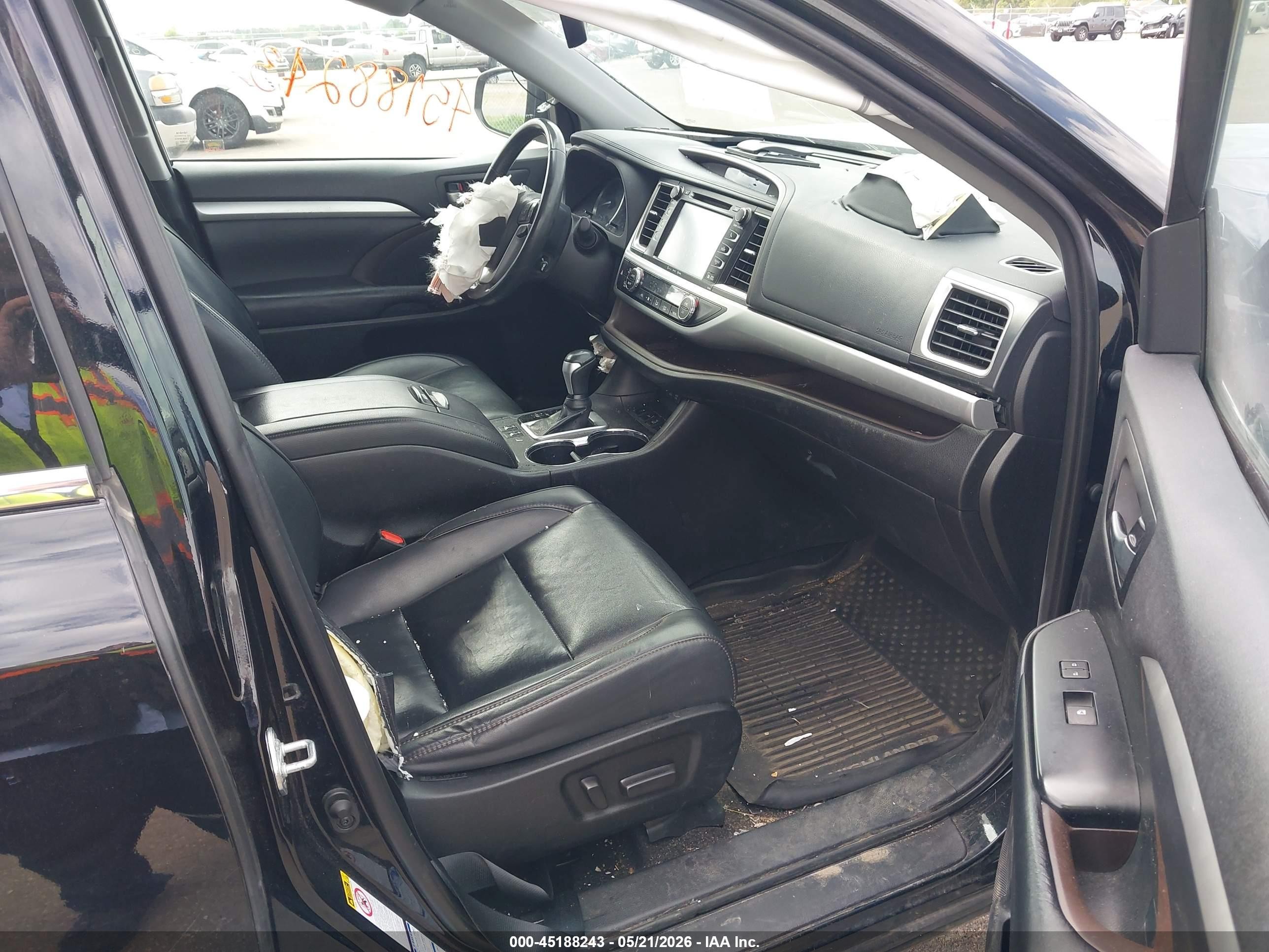 2019 Toyota Highlander Xle Black vin: 5TDJZRFH9KS604531