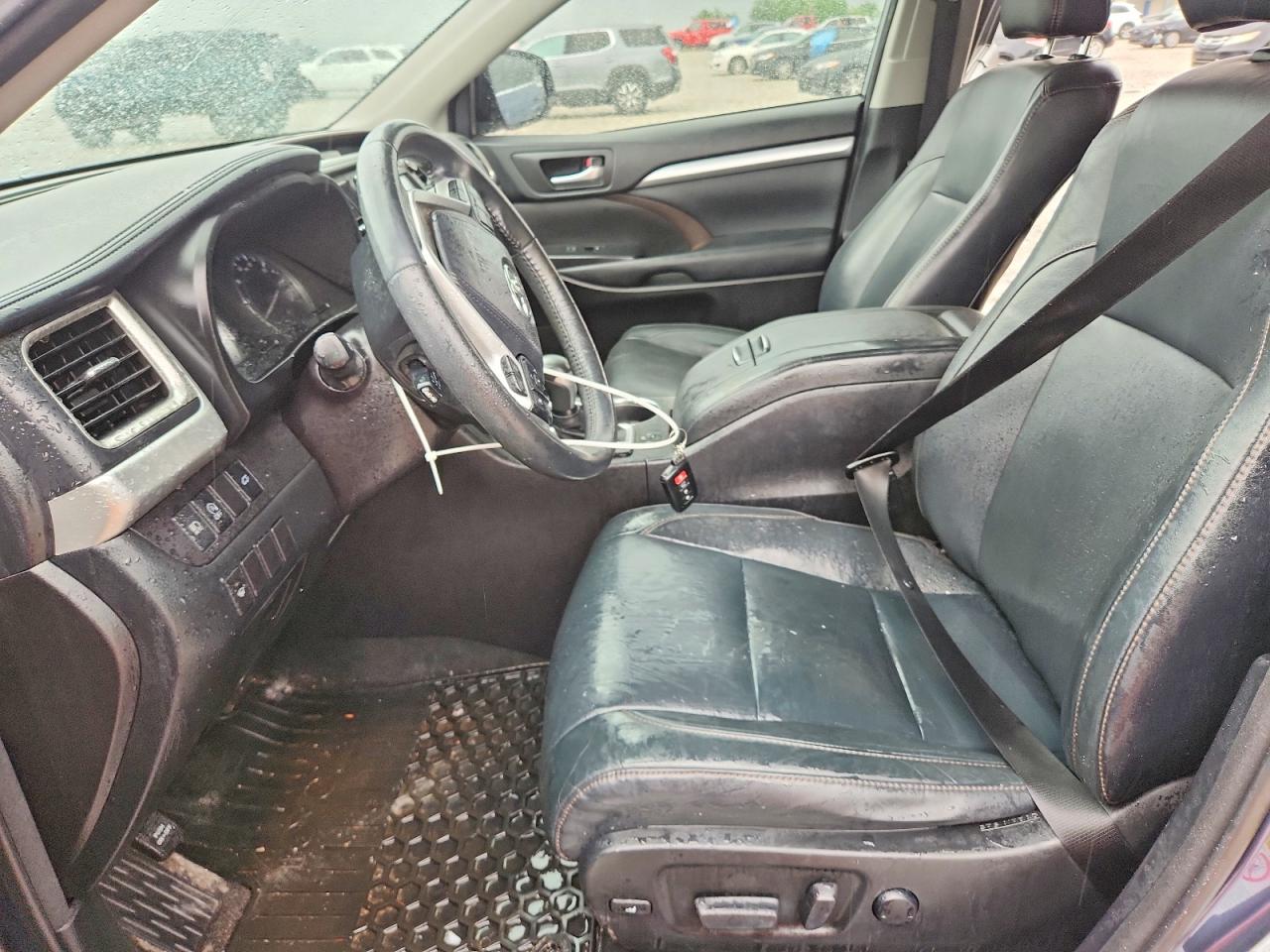 2018 Toyota Highlander Xle Blue vin: 5TDJZRFHXJS851846