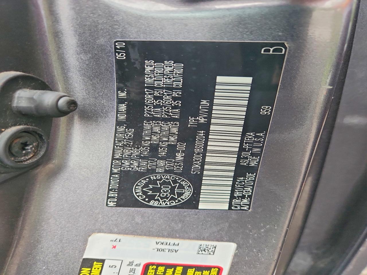 2011 Toyota Sienna Base Серый vin: 5TDKA3DC1BS002044