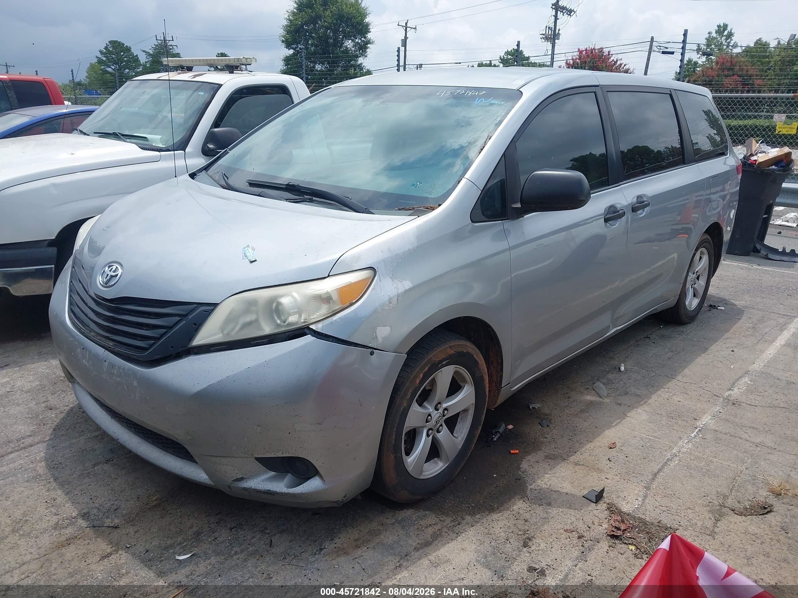 2011 Toyota Sienna   Gray vin: 5TDKA3DC1BS005154