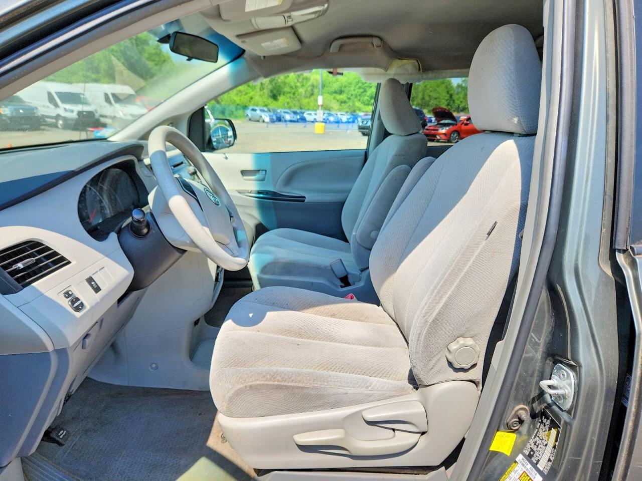 2012 Toyota Sienna Le 8-passenger Gray vin: 5TDKA3DC1CS015491
