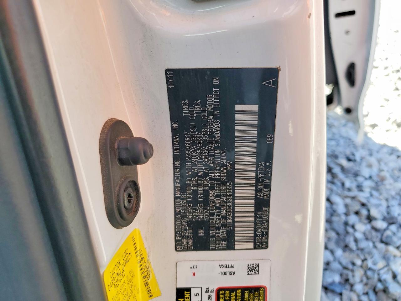 2012 Toyota Sienna Base 7-passenger White vin: 5TDKA3DC3CS010325