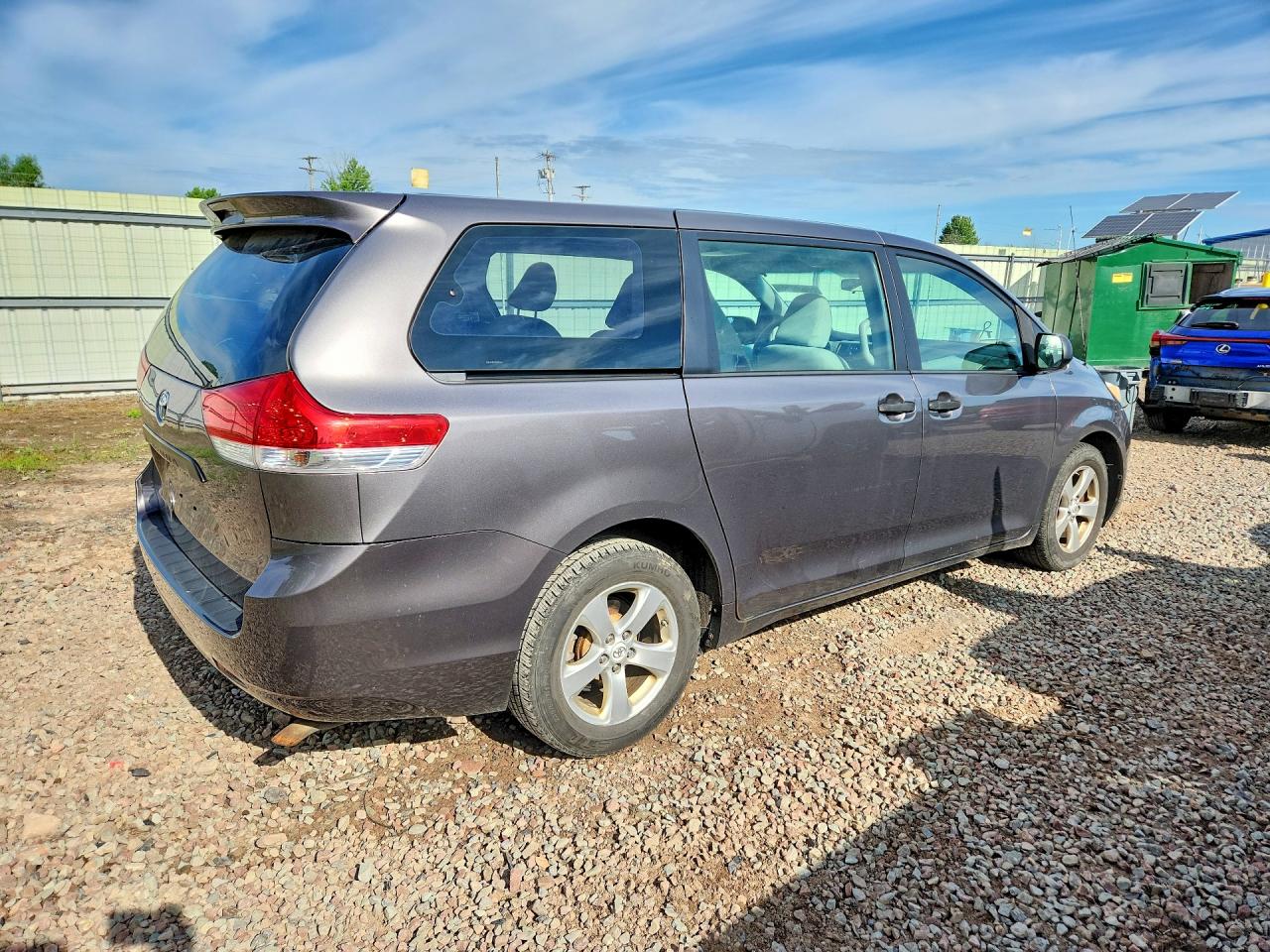 2011 Toyota Sienna Base 7-passenger Gray vin: 5TDKA3DC5BS006467