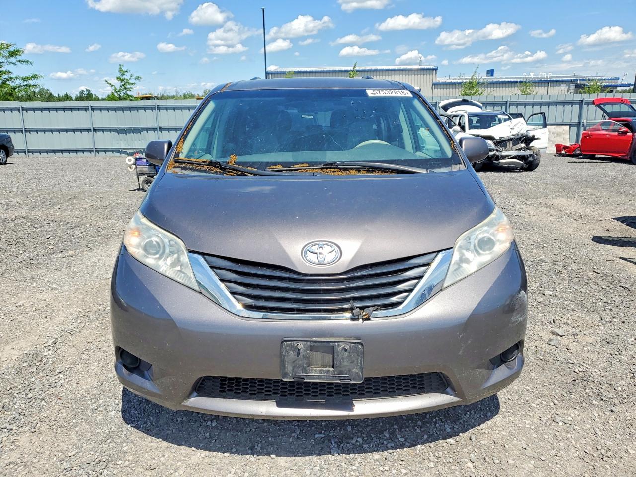 2012 Toyota Sienna Base 7-passenger Серый vin: 5TDKA3DC6CS012652