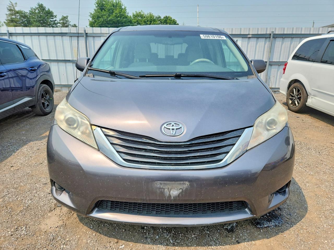 2011 Toyota Sienna Base 7-passenger Gray vin: 5TDKA3DC7BS004493