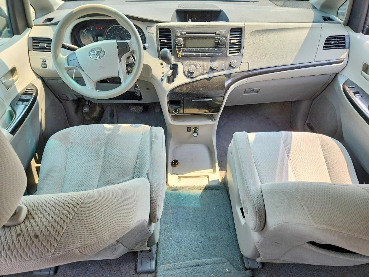 2011 Toyota Sienna Base 7-passenger Gray vin: 5TDKA3DC7BS004493