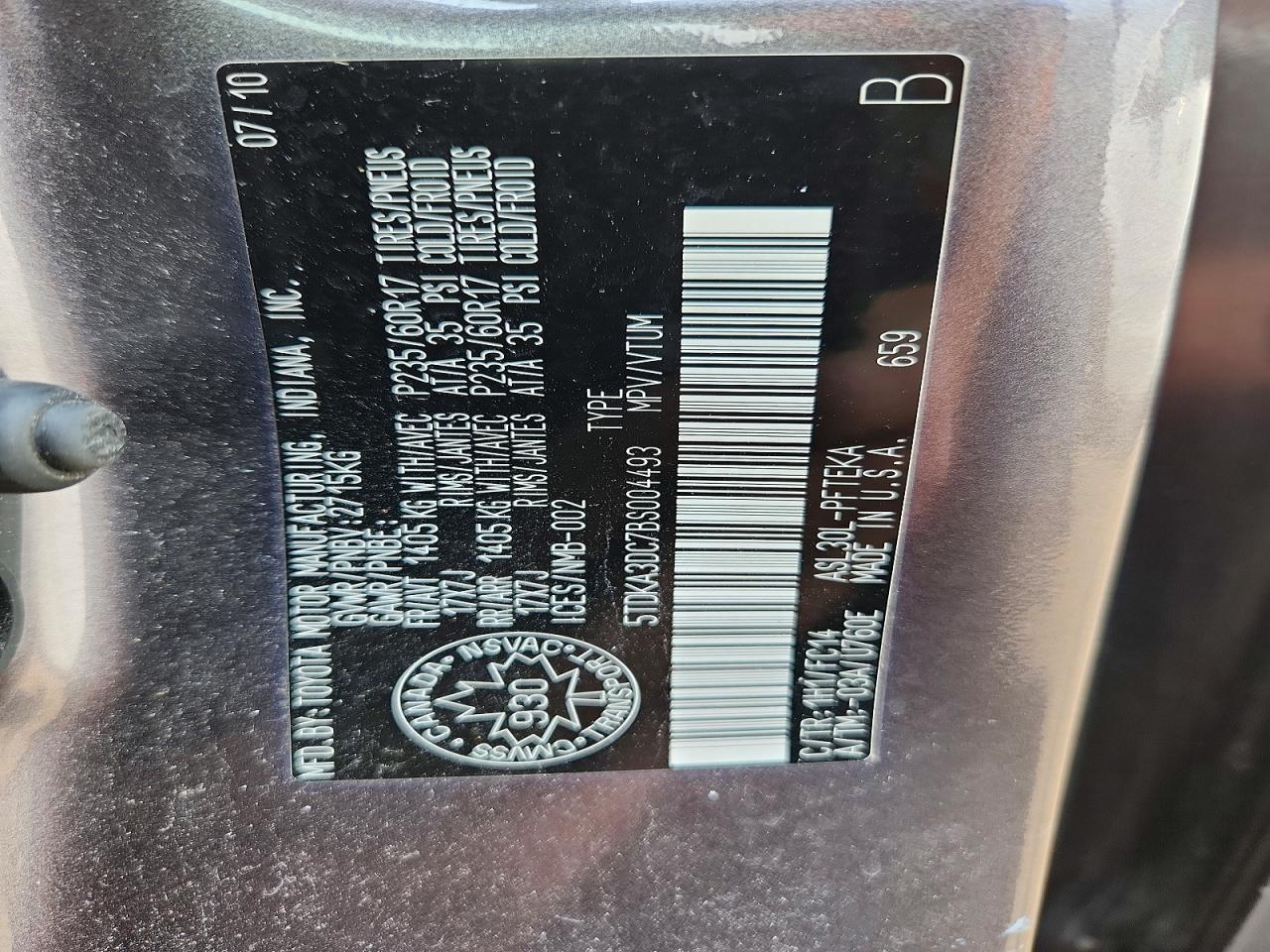 2011 Toyota Sienna Base 7-passenger Gray vin: 5TDKA3DC7BS004493