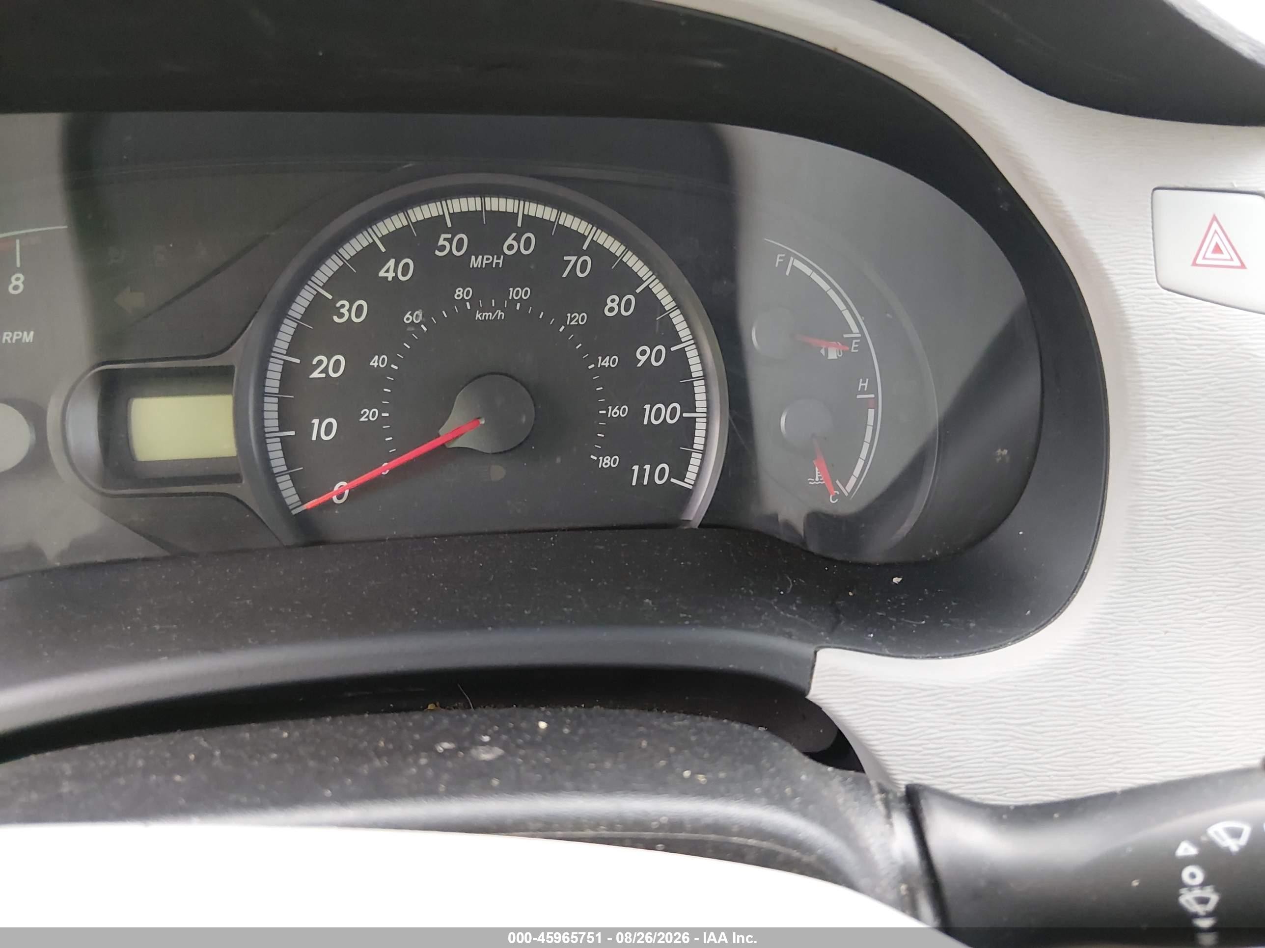 2011 Toyota Sienna   Silver vin: 5TDKA3DC9BS006715
