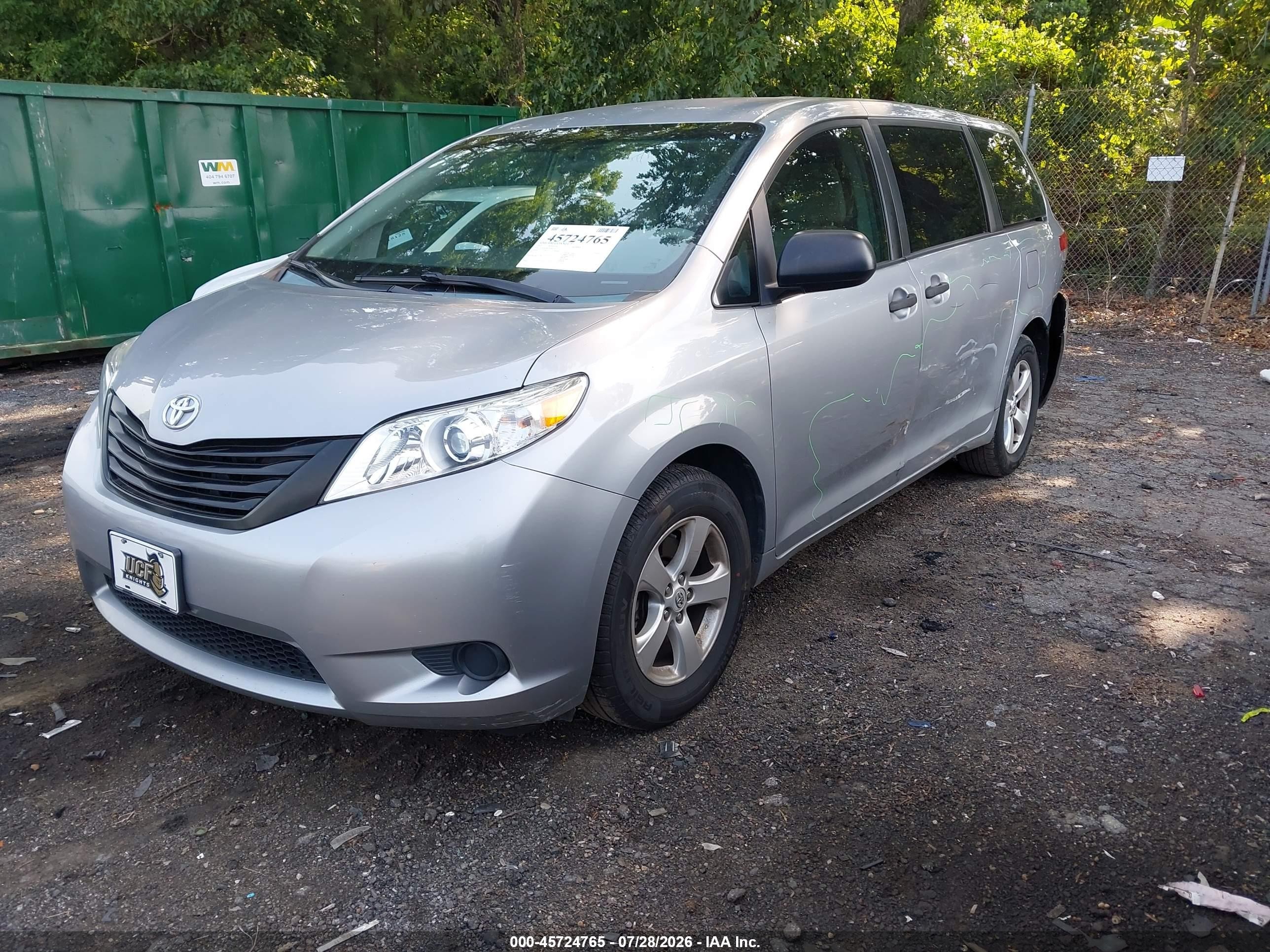 2012 Toyota Sienna Base 7 Passenger Silver vin: 5TDKA3DCXCS015313