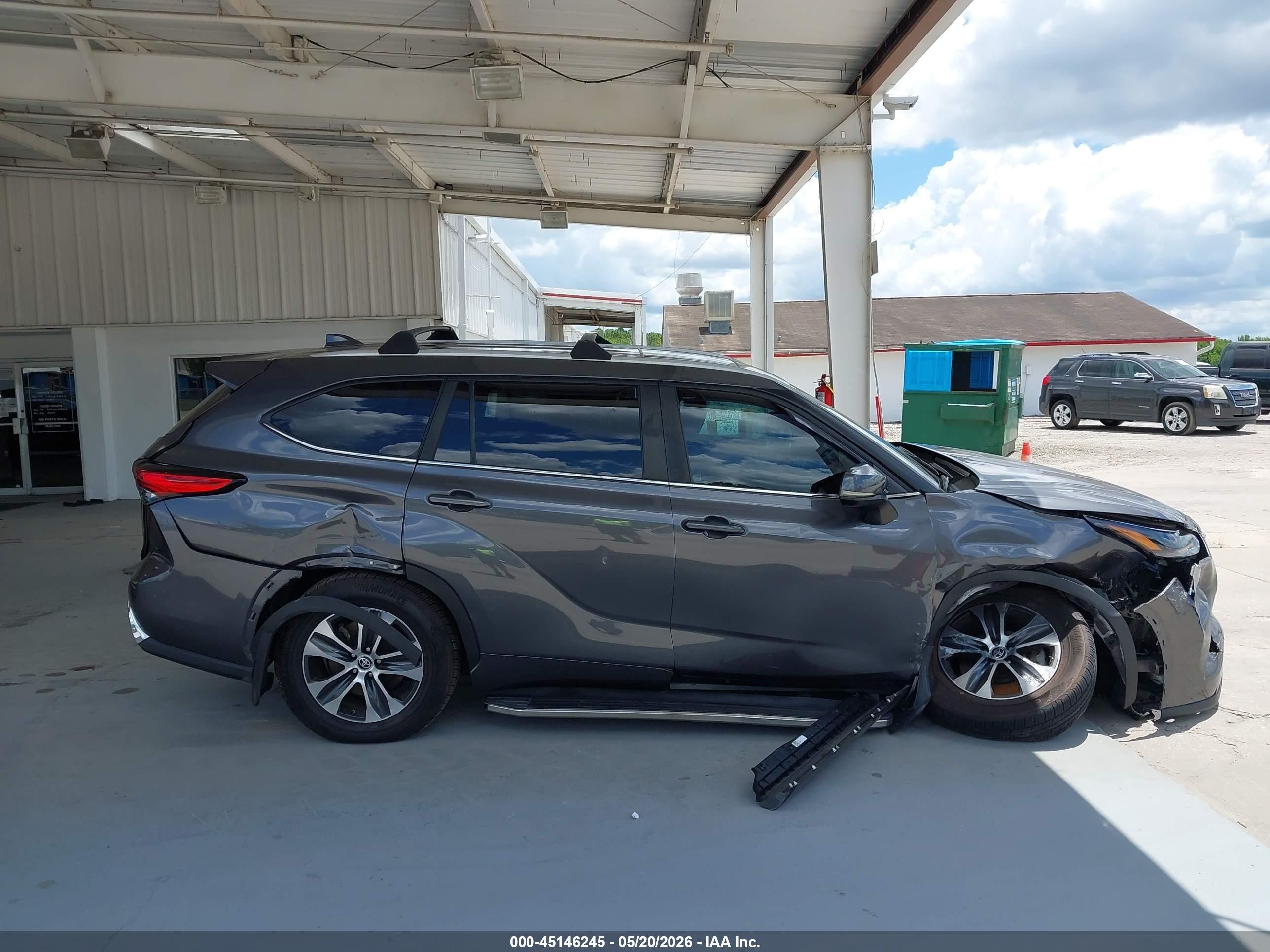 2023 Toyota Highlander Xle Gray vin: 5TDKDRAH0PS031875