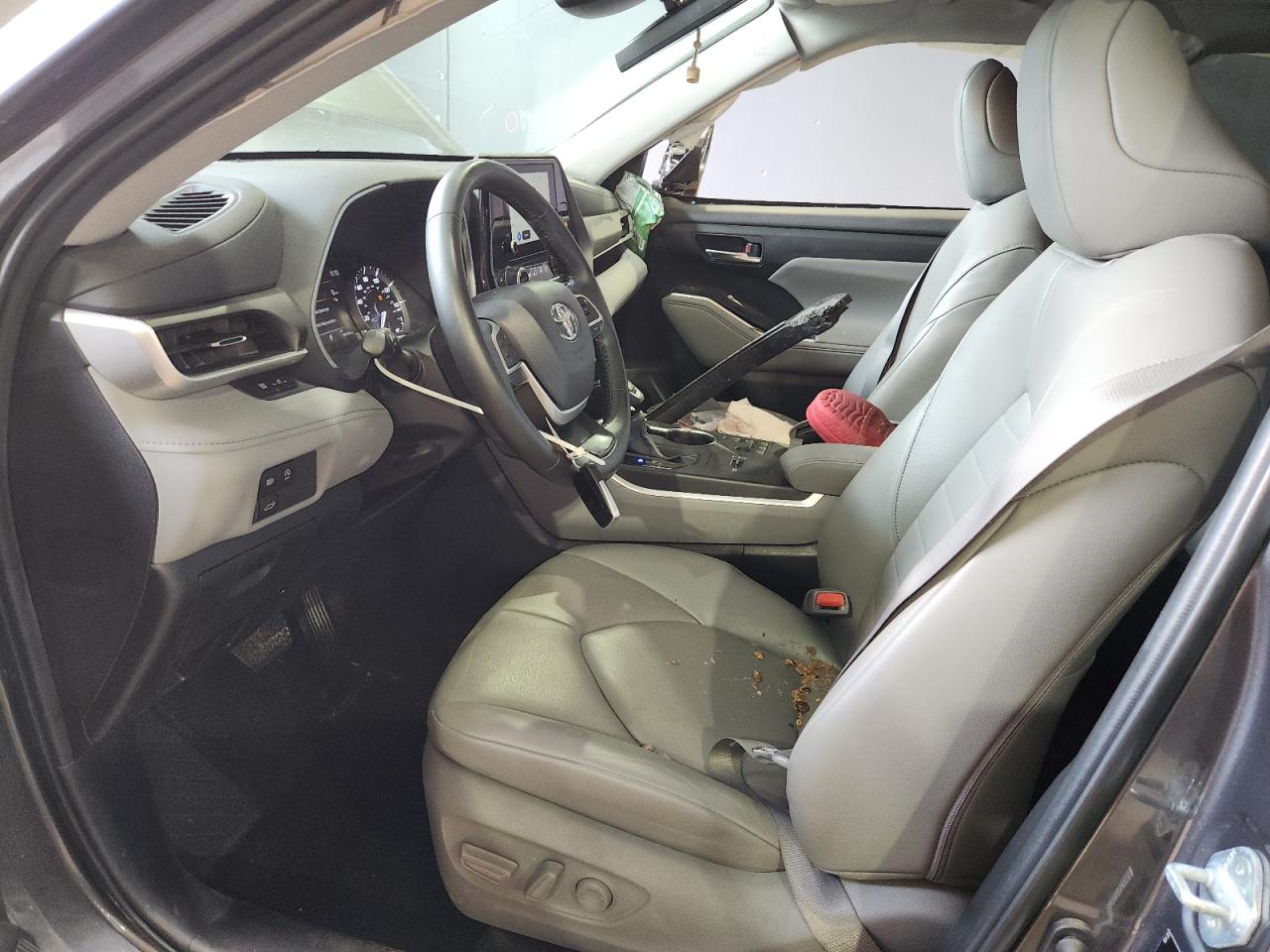 2023 Toyota Highlander Xle Gray vin: 5TDKDRAH3PS001110 Damage: Left Side Curtain Air Bag, Deployed, Replacement Required