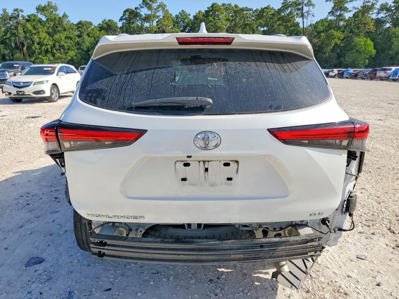 2023 Toyota Highlander Xle White vin: 5TDKDRAH5PS037820