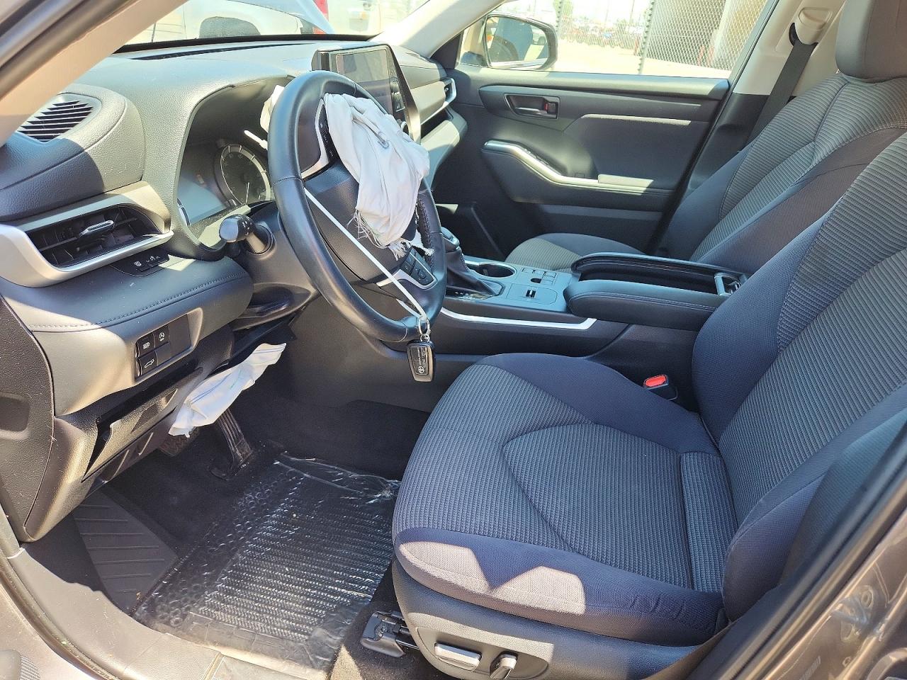 2023 Toyota Highlander Le Gray vin: 5TDKDRAH7PS510827
