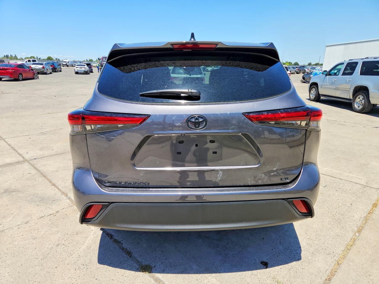 2023 Toyota Highlander Le Gray vin: 5TDKDRAH7PS510827