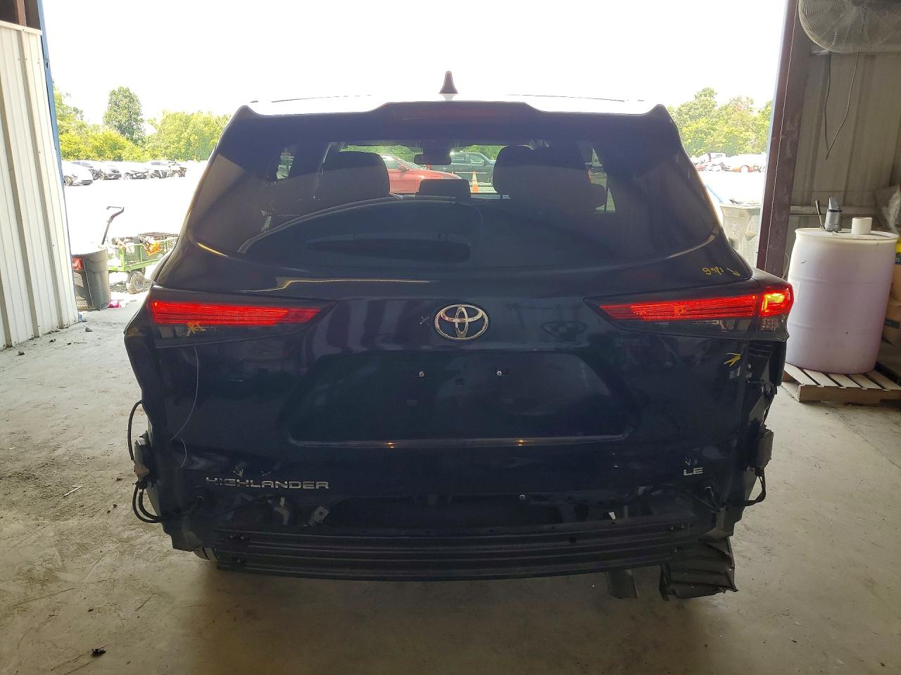 2023 Toyota Highlander Le Blue vin: 5TDKDRAHXPS033214