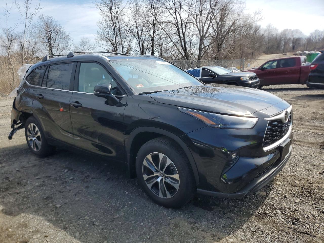 2024 Toyota Highlander Xle Black vin: 5TDKDRBH0RS571731