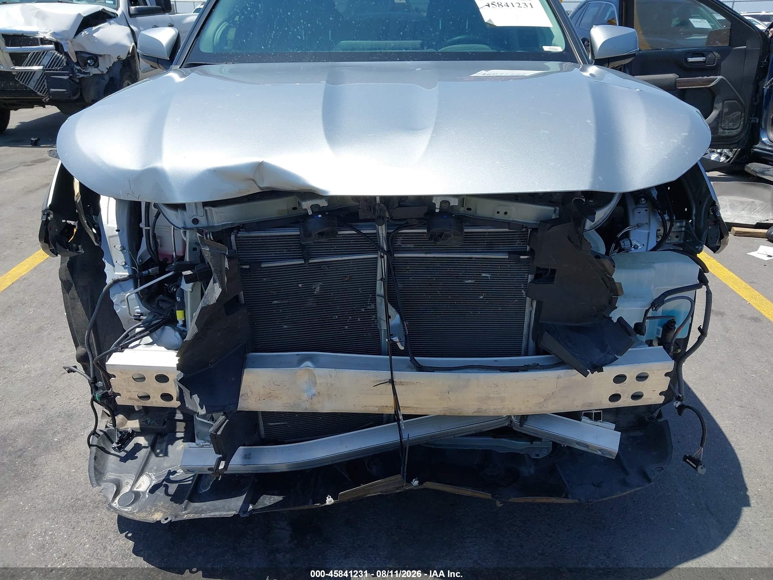 2023 Toyota Highlander Platinum Silver vin: 5TDKDRBH4PS515479