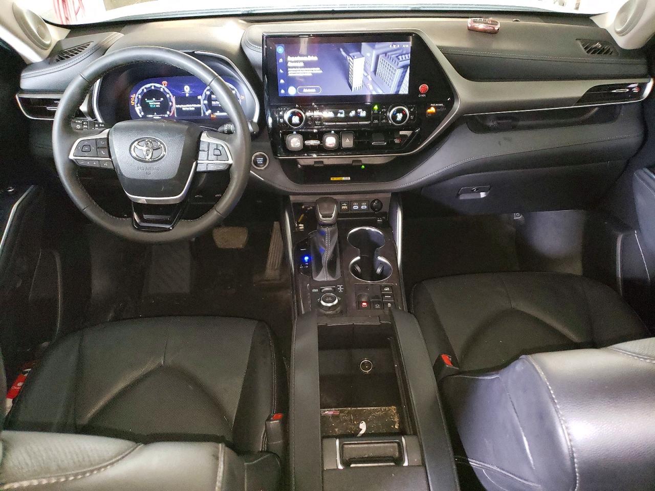 2024 Toyota Highlander Limited Белый vin: 5TDKDRBH5RS537607