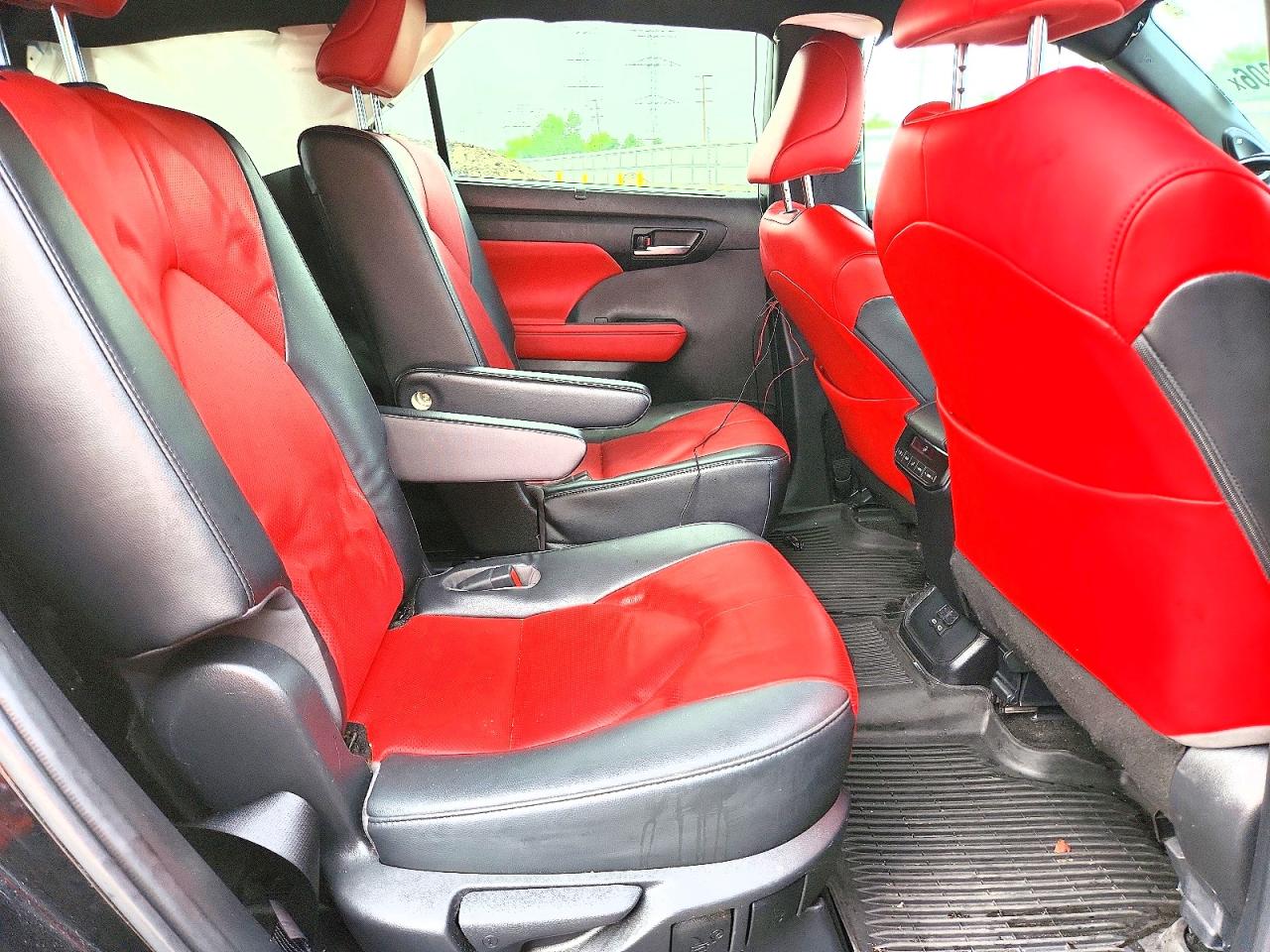 2023 Toyota Highlander Xse Black vin: 5TDKDRBH6PS026310