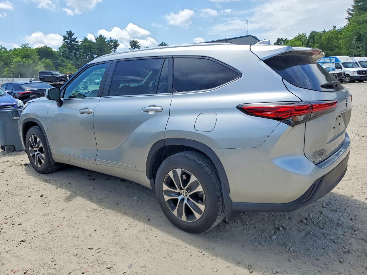 2023 Toyota Highlander Xle Gray vin: 5TDKDRBH8PS041150