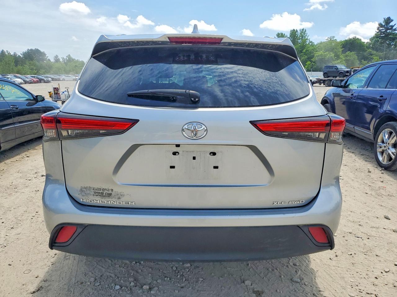 2023 Toyota Highlander Xle Gray vin: 5TDKDRBH8PS041150