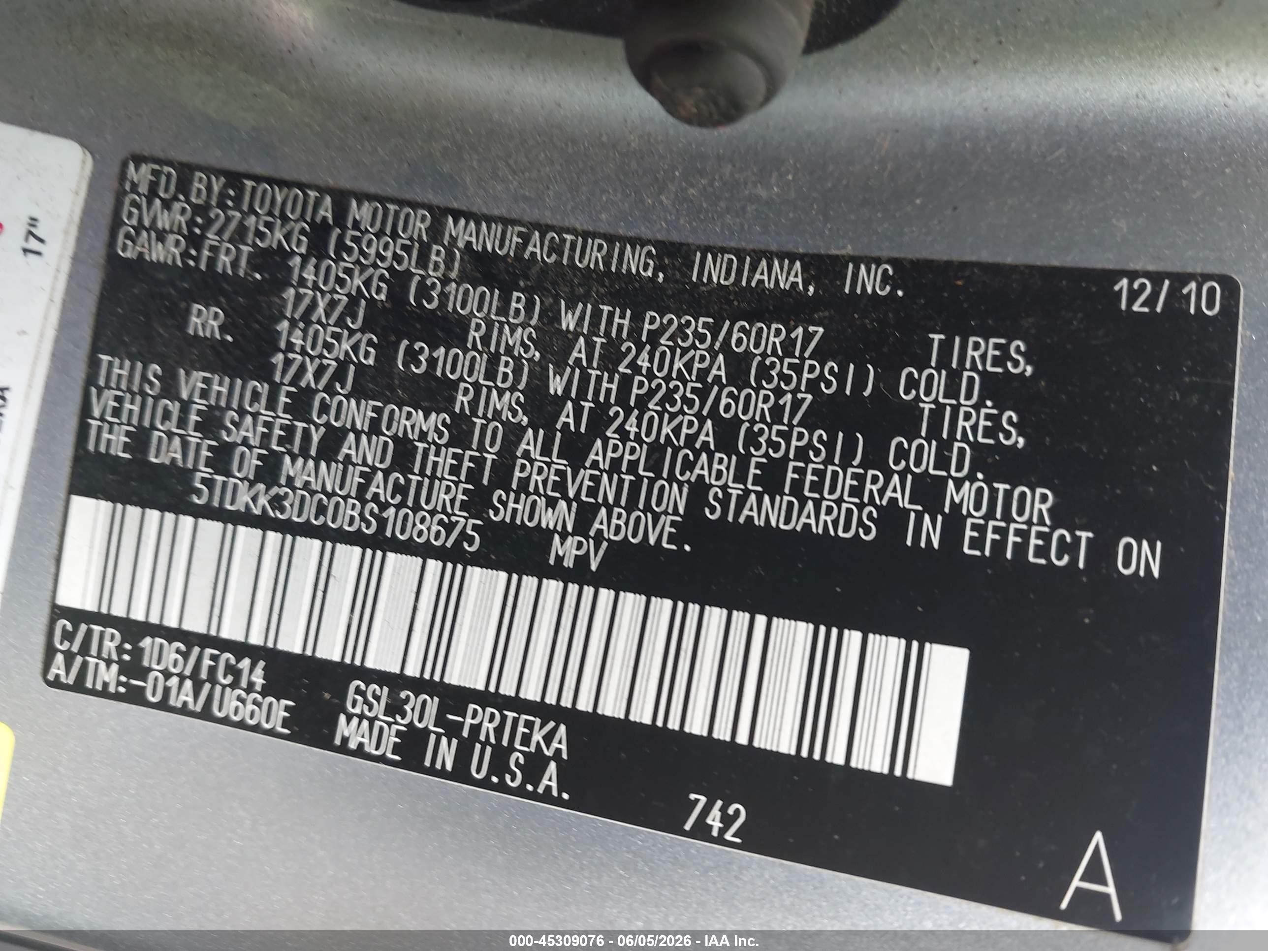 2011 Toyota Sienna Le V6 Серебряный vin: 5TDKK3DC0BS108675
