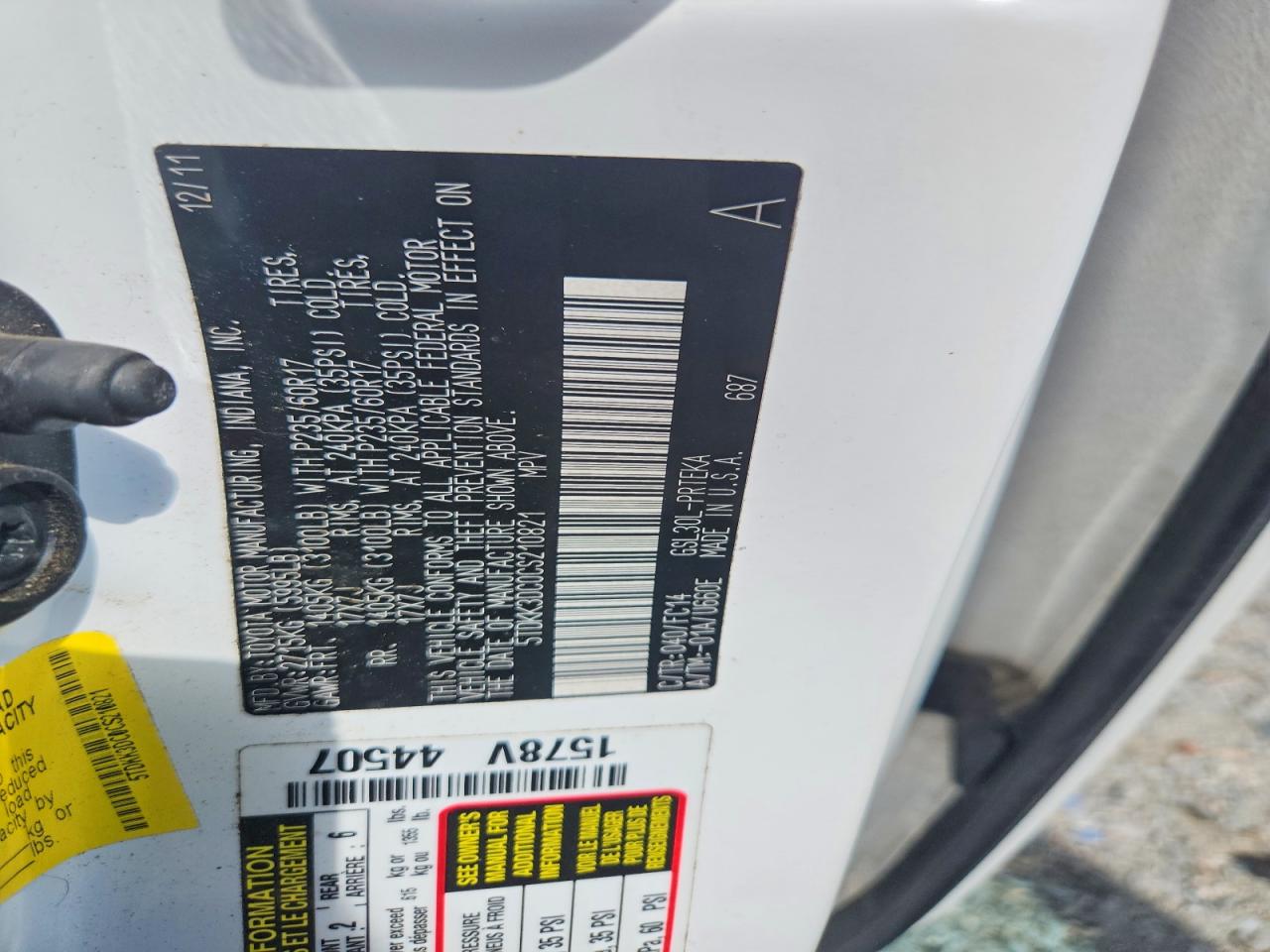 2012 Toyota Sienna Le Белый vin: 5TDKK3DC0CS210821