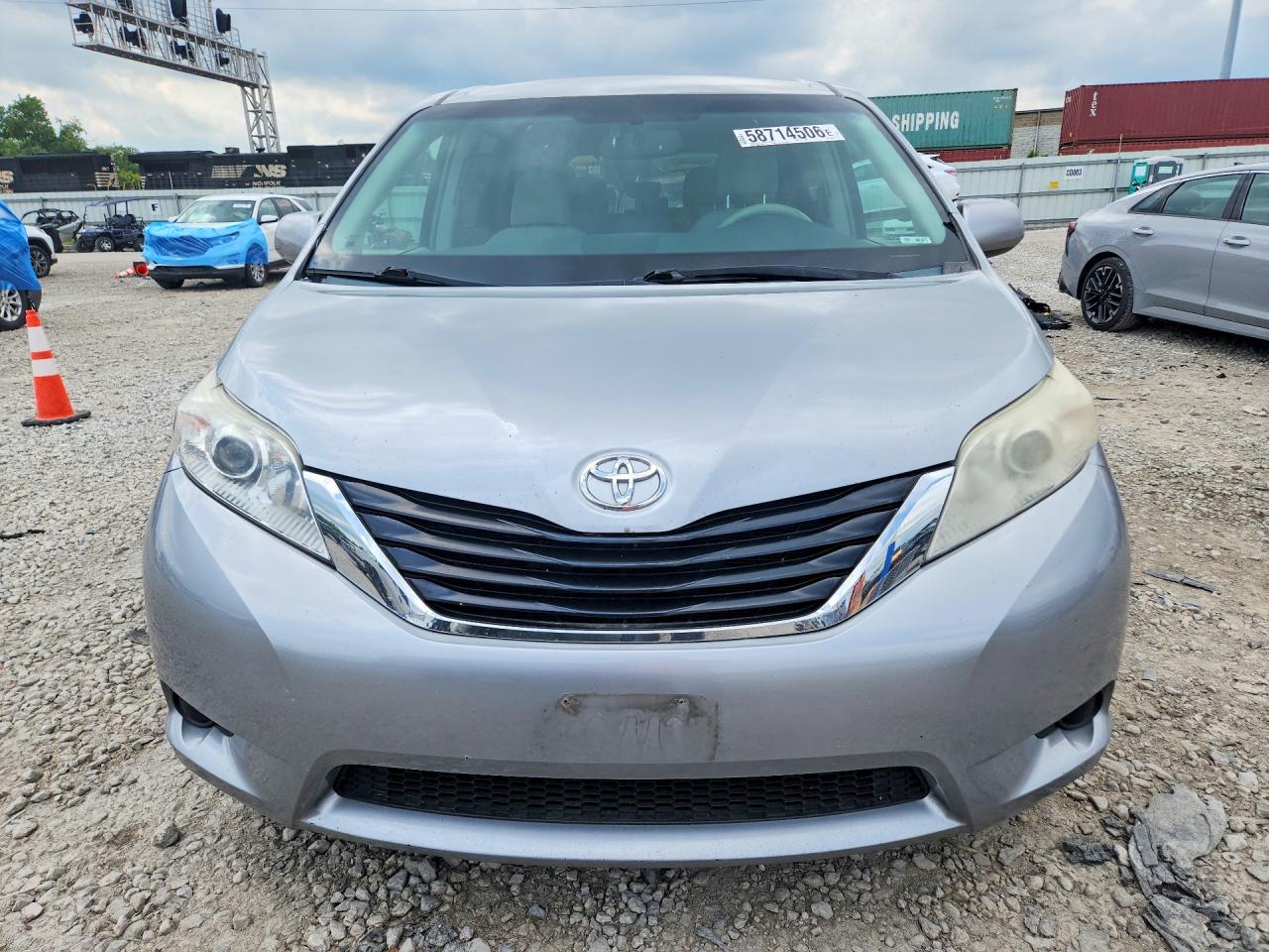 2012 Toyota Sienna Le Silver vin: 5TDKK3DC0CS221642