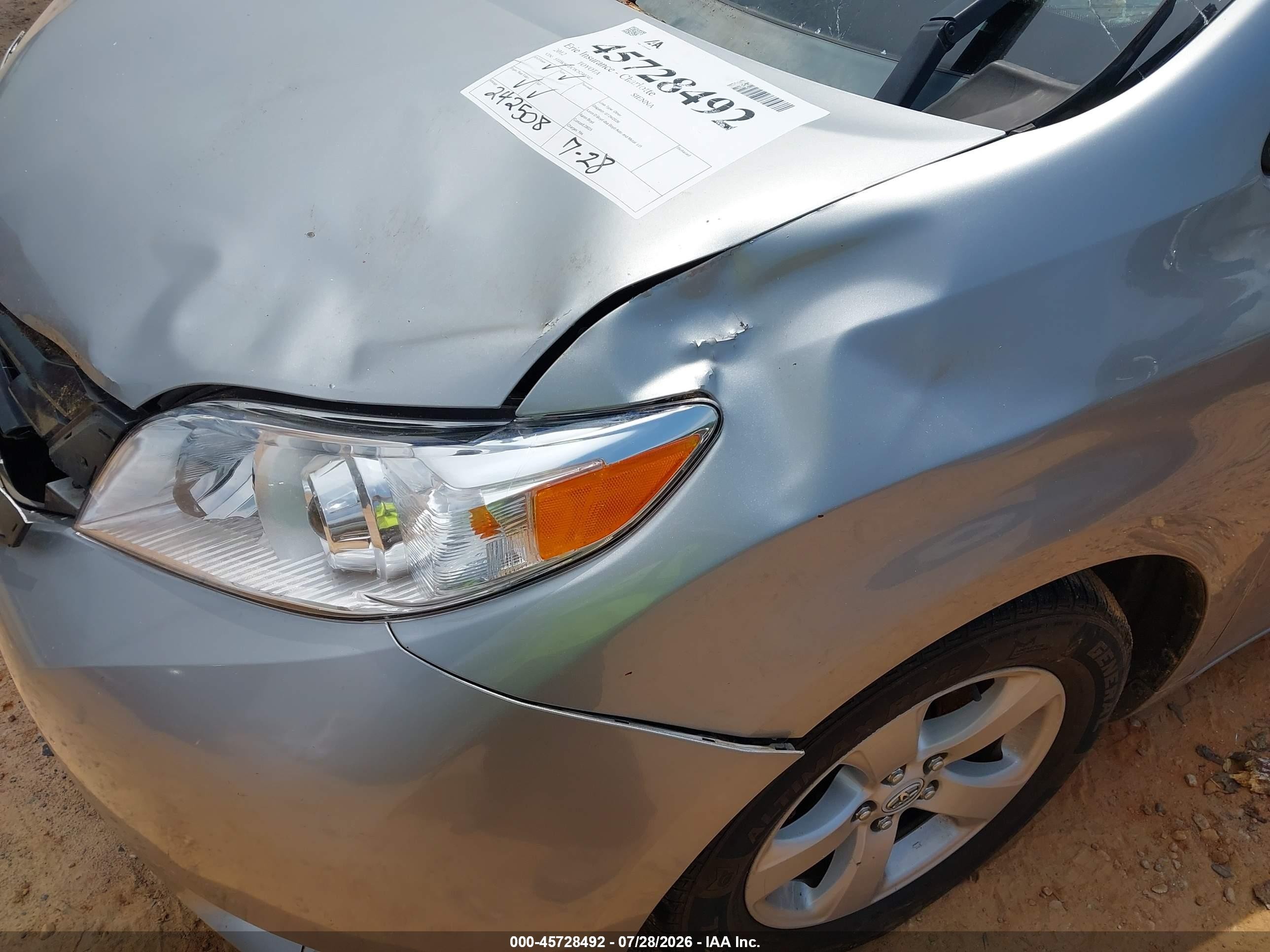 2012 Toyota Sienna Le V6 8 Passenger Серый vin: 5TDKK3DC0CS240742