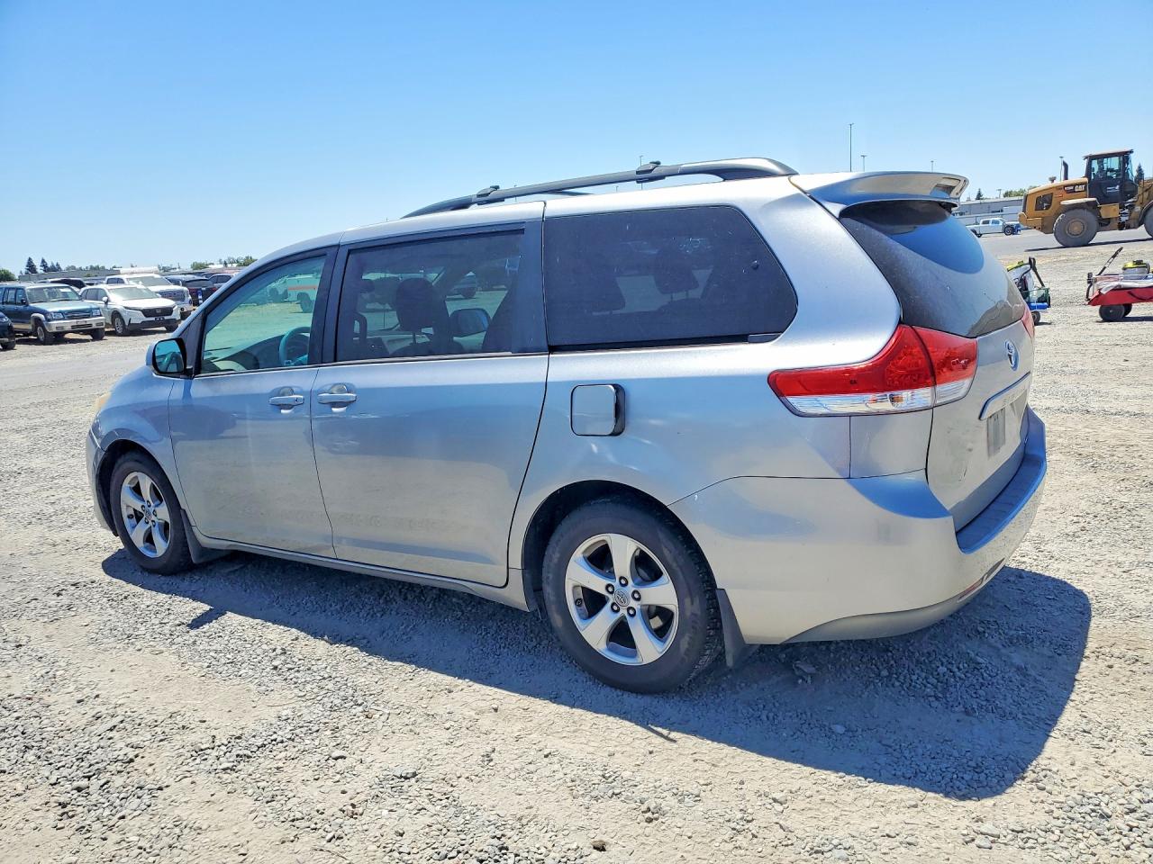 2012 Toyota Sienna Le Silver vin: 5TDKK3DC0CS245536