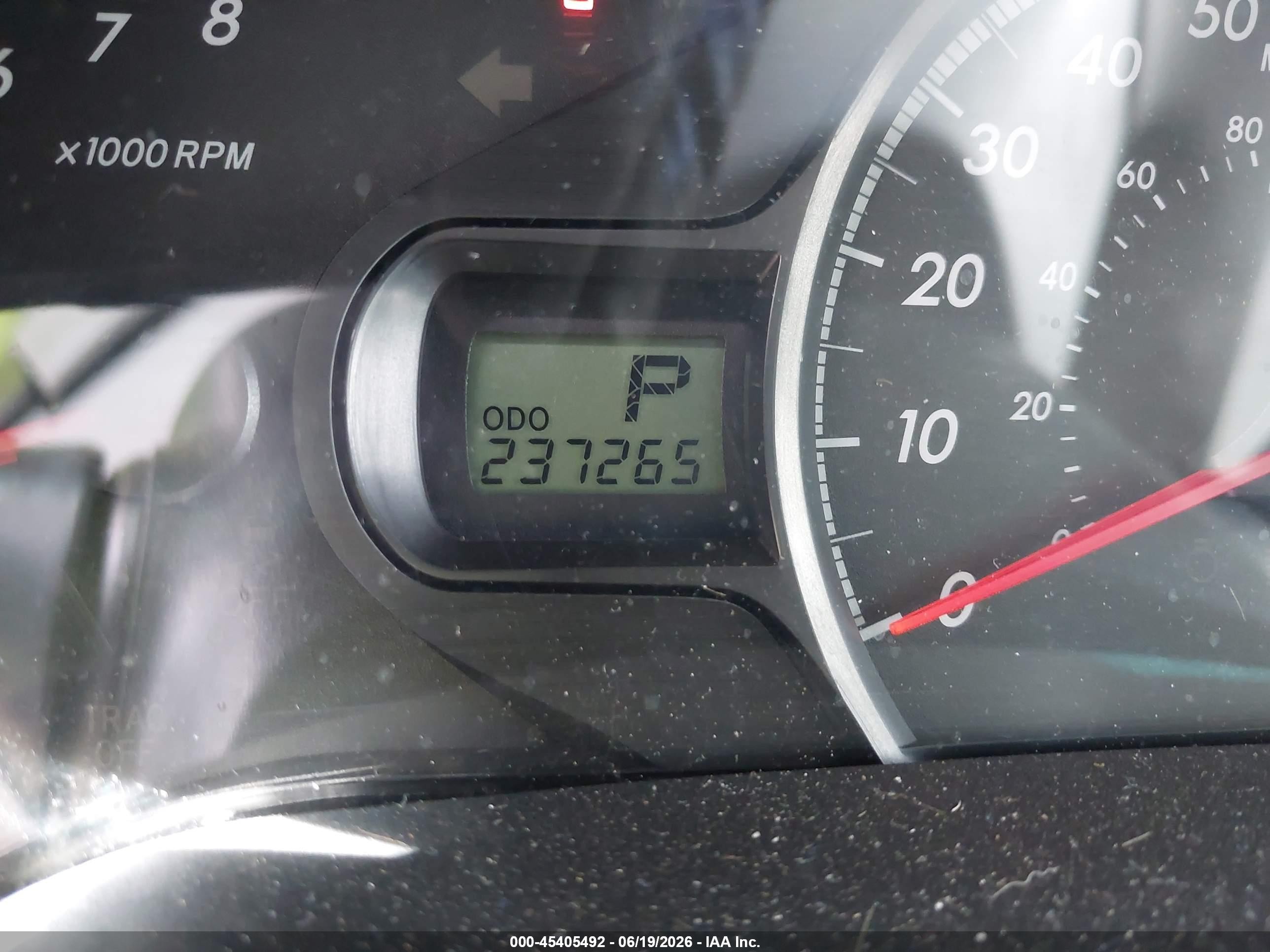 2012 Toyota Sienna Le V6 8 Passenger Gray vin: 5TDKK3DC0CS265995