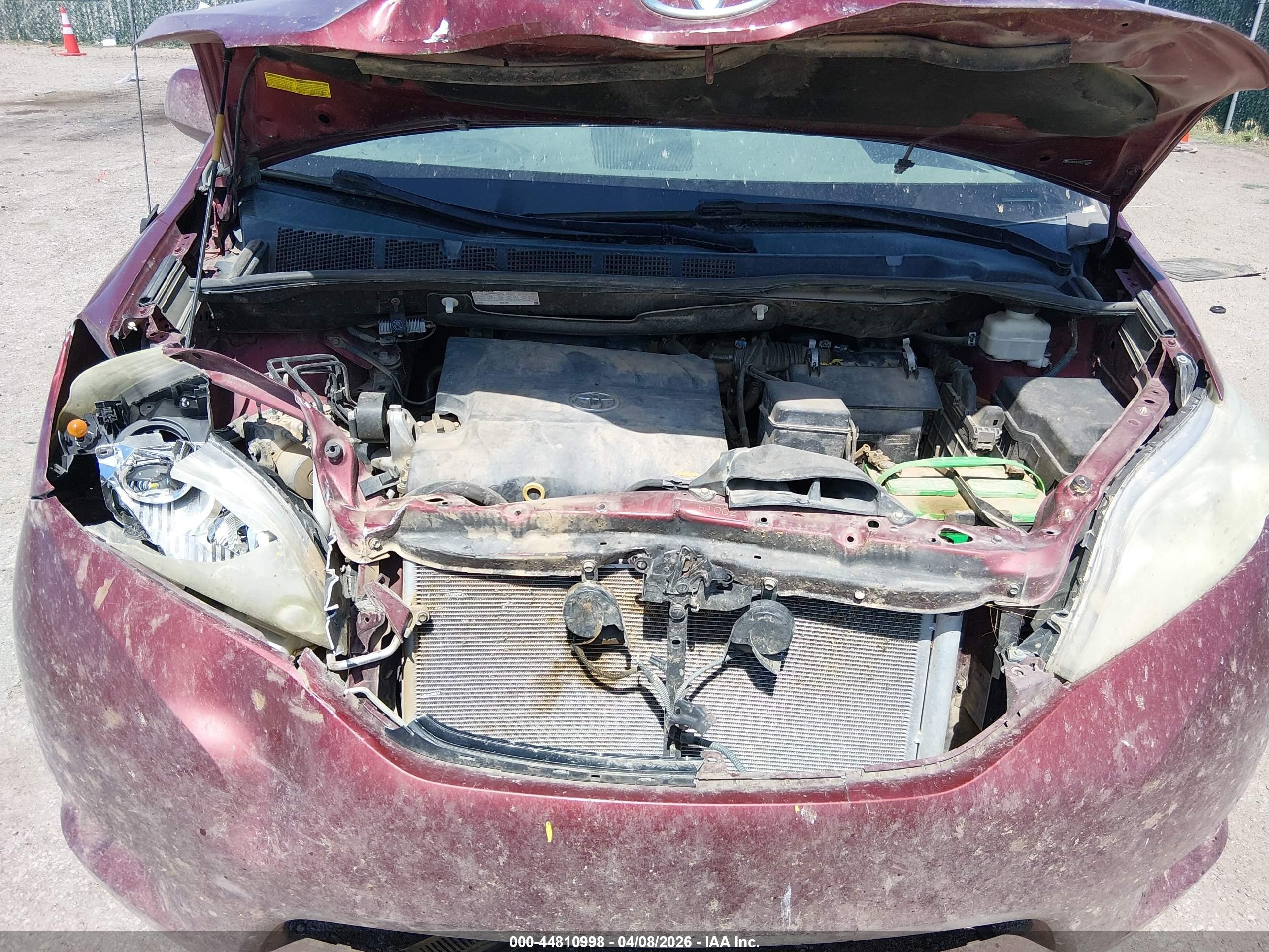 2013 Toyota Sienna Le V6 8 Passenger Maroon vin: 5TDKK3DC0DS313206