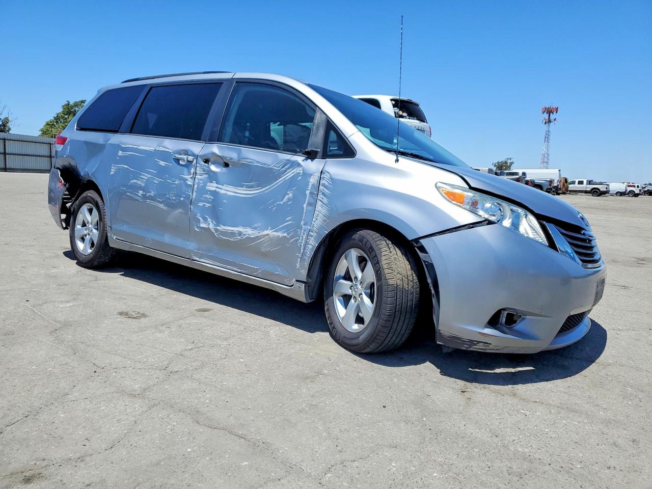 2013 Toyota Sienna Le Silver vin: 5TDKK3DC0DS313352