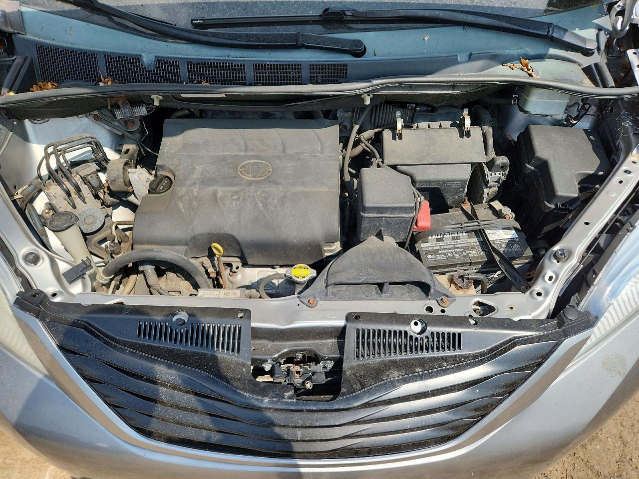 2013 Toyota Sienna Le Silver vin: 5TDKK3DC0DS337442