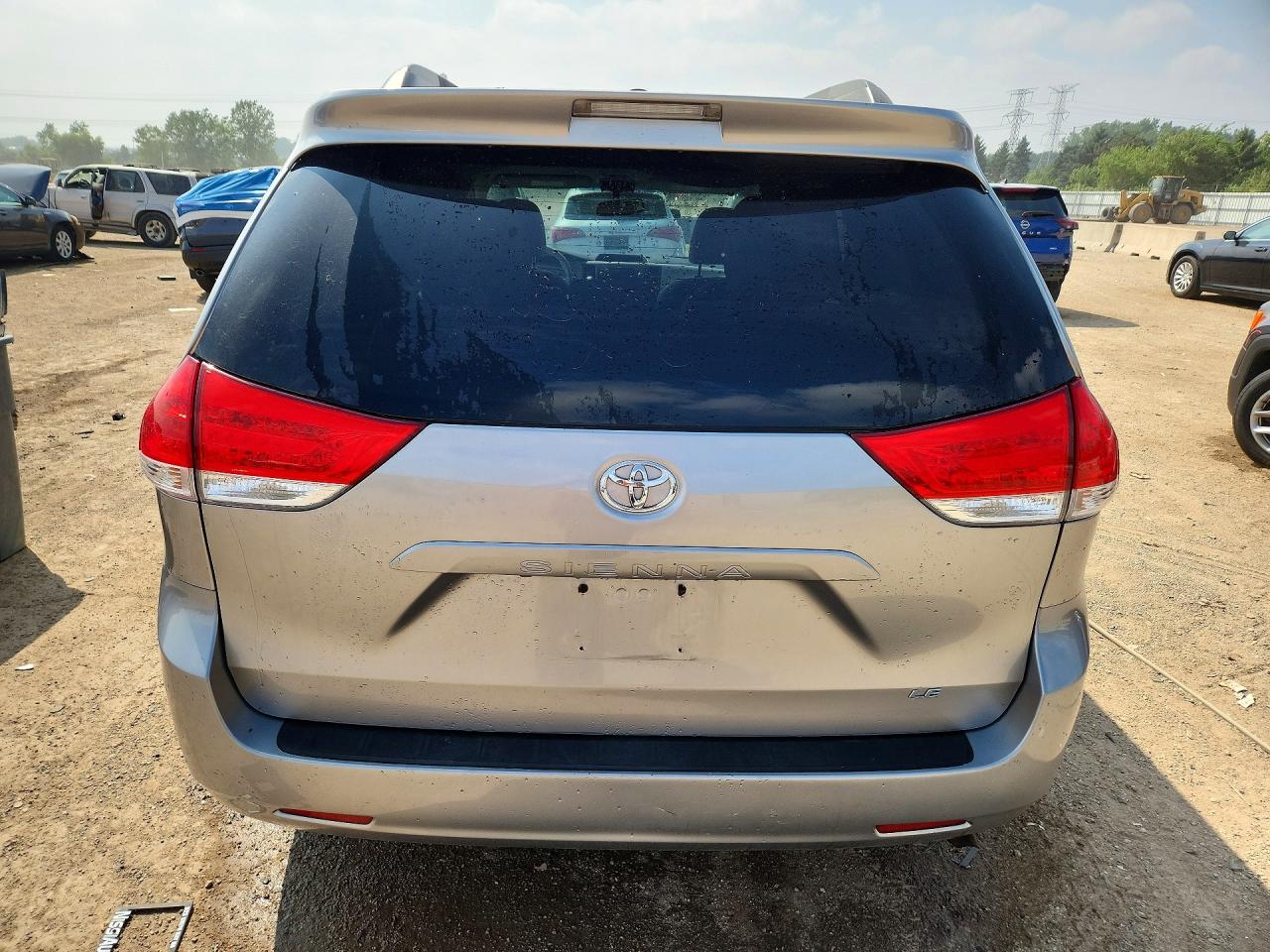 2013 Toyota Sienna Le Silver vin: 5TDKK3DC0DS337442