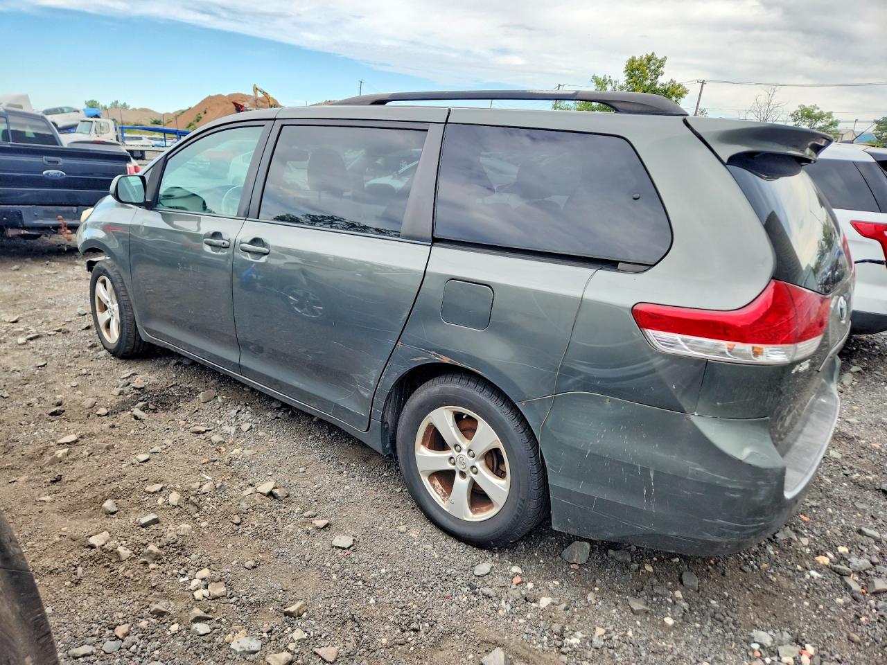 2013 Toyota Sienna Le Gray vin: 5TDKK3DC0DS355245