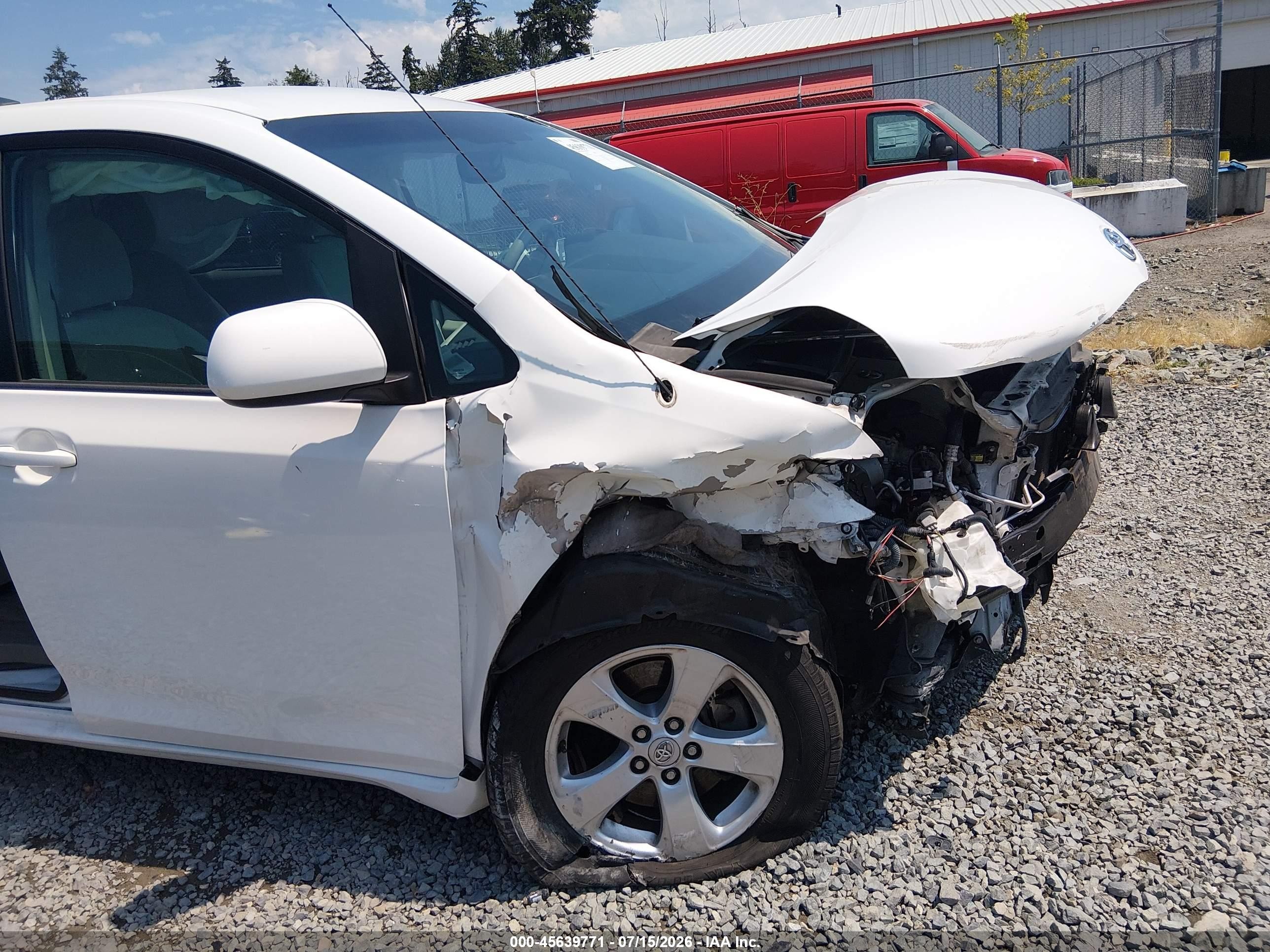 2014 Toyota Sienna Le V6 8 Passenger Белый vin: 5TDKK3DC0ES414487